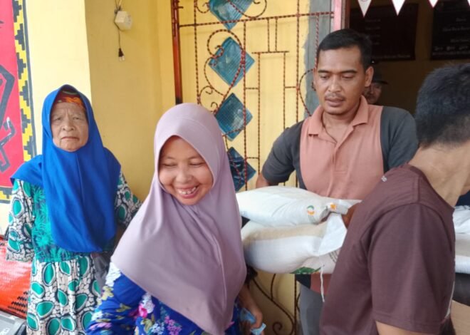 Pemerintah Desa Taman Jaya Salurkan Bantuan Beras dan Minyak 294 Keluarga Penerima Manfaat KPM