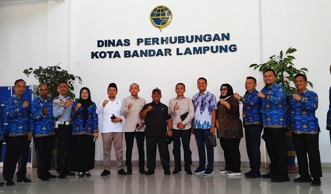 Sialturahmi Dengan Mitra Kerja, Komisi III DPRD Kota Bandar Lampung Sambangi Dinas Perhubungan ( DISHUB )