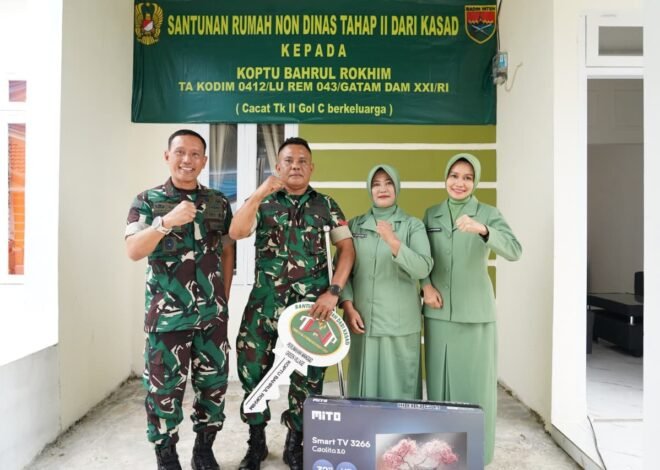 TNI AD Untuk Pahlawan Bangsa, Danrem 043/Gatam Turut Hadiri Penyerahan Rumah Santunan Kasad Tahap II