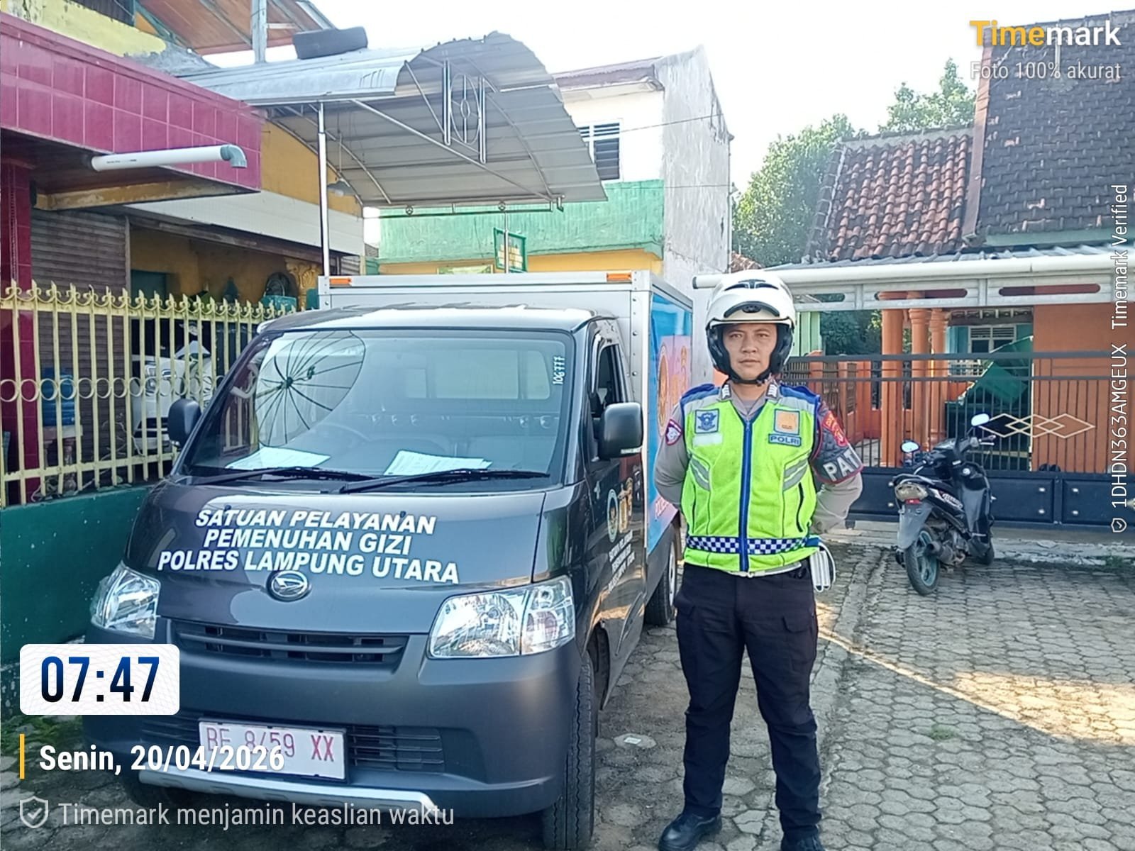 Dukung Program MBG, Polres Lampung Utara Kawal Distribusi Makanan Bergizi Gratis ke Sekolah