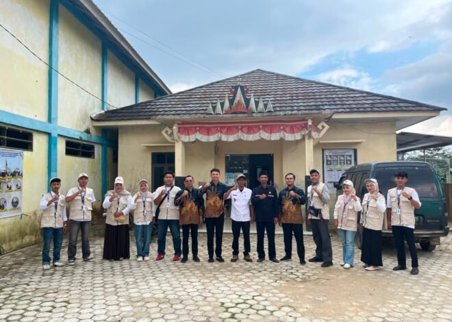 DPL Resmi Serahkan Mahasiswa KKS Kelompok 8 Institut Al Ma’arif Way Kanan kepada Pratin Pekon Waspada